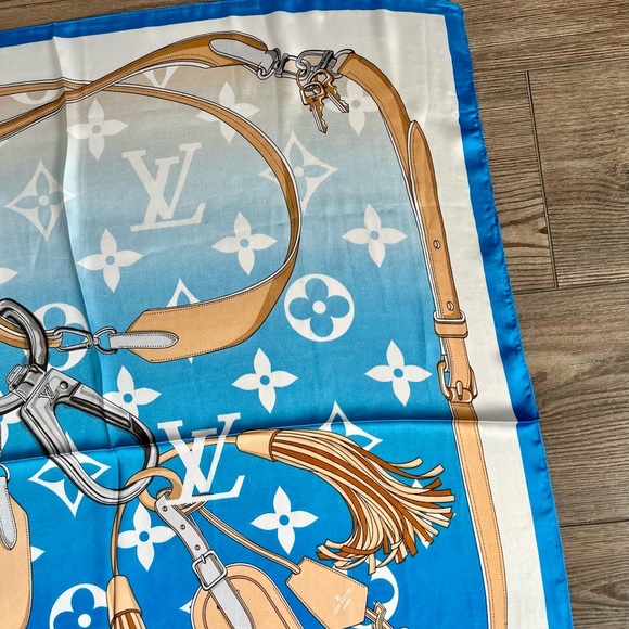 100% silk scarf 27/27 inches - Picture 5 of 15